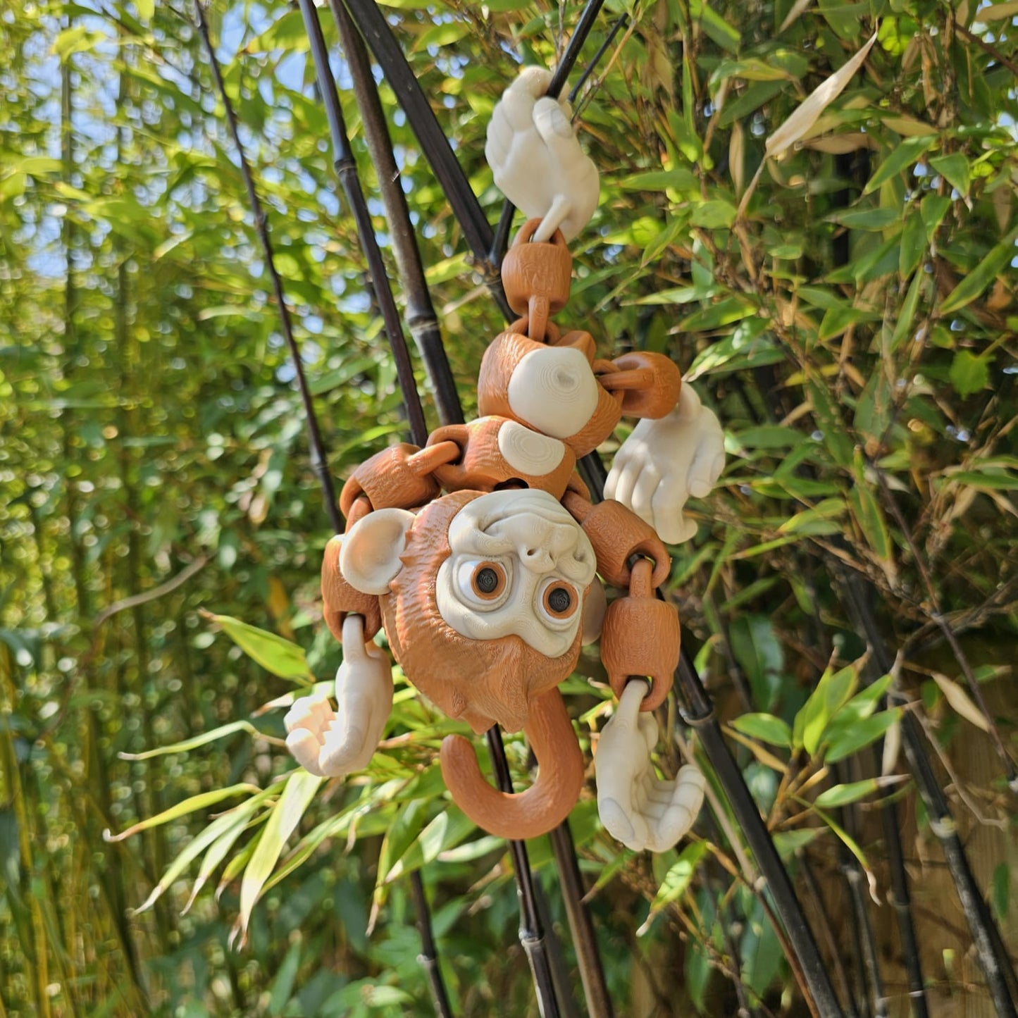 Mega Monkey – Big Hands, Bigger Personality